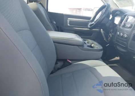 2013 Ram 1500 Tradesman из США, поврежденный, VIN 3C6JR6AP7DG504482